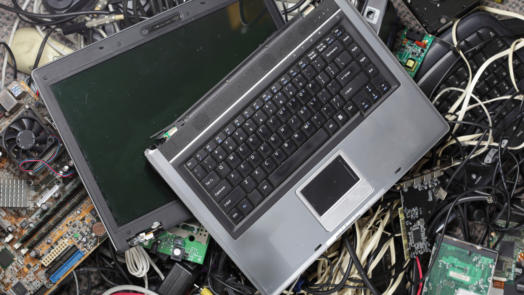 En México sólo se recicla el 10% de los residuos electrónicos: SEMARNAT